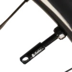 valves tubeless vu sur une roue